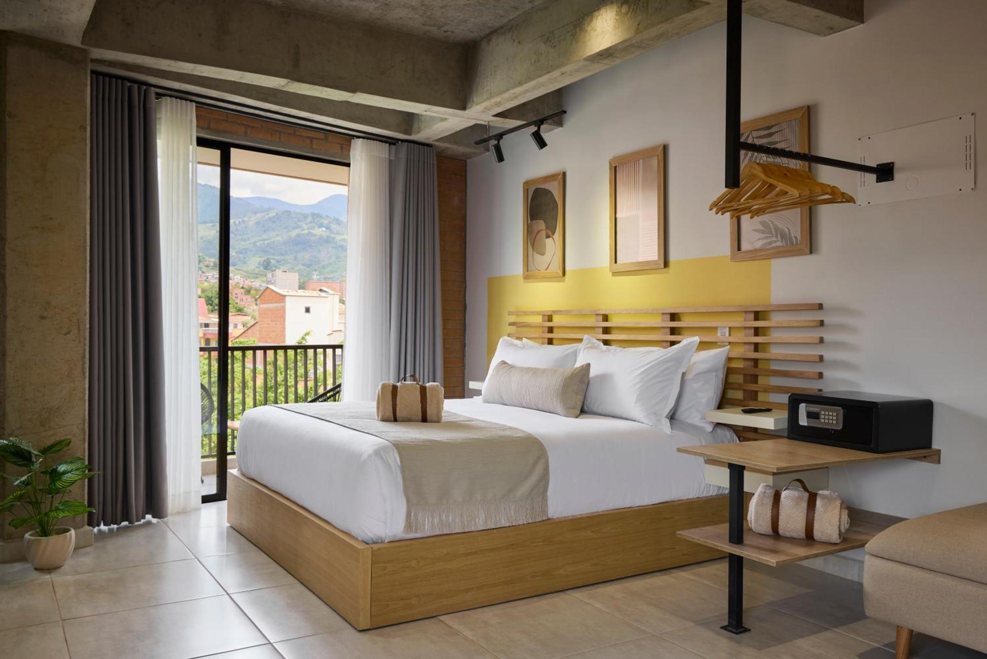 30 Living Suites Medellin Ngoại thất bức ảnh